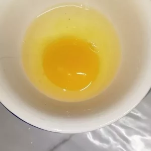 Домашние куриные яйца. САМОВЫВОЗ — 100 р.